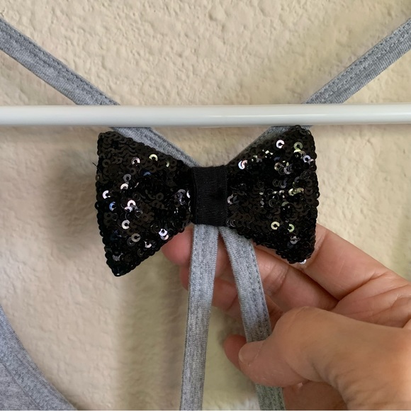 NWOT Victoria’s Secret Gray Strappy Graphic Crop Top - Picture 6 of 14